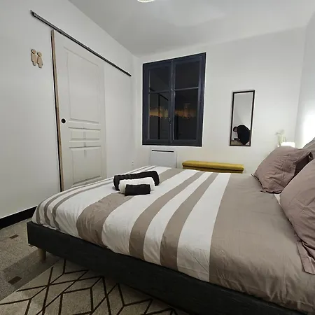 Gasthof Vue Cite Medievale Castel View 3*