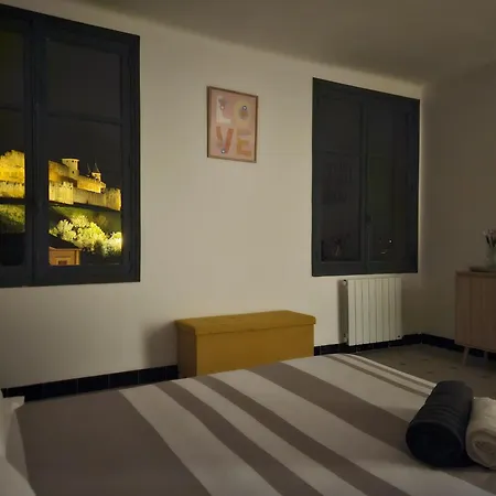 Vue Cite Medievale Castel View Konukevi Carcassonne