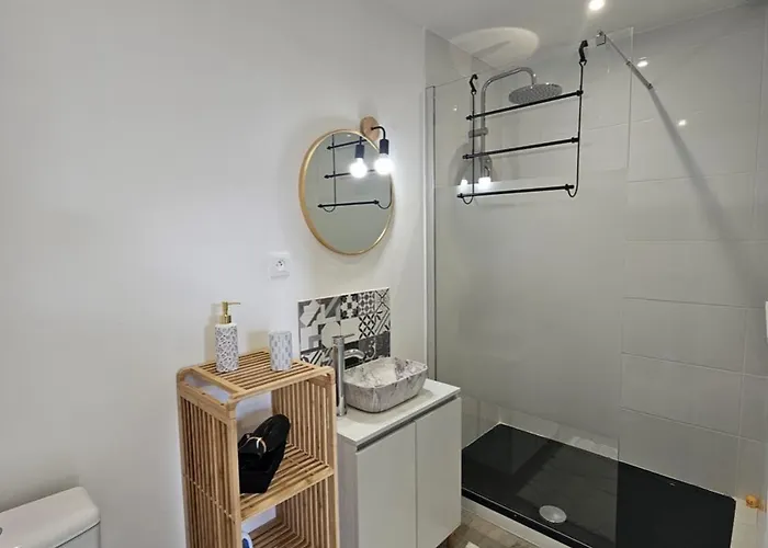 Guest house Vue Cite Medievale Castel View 3*