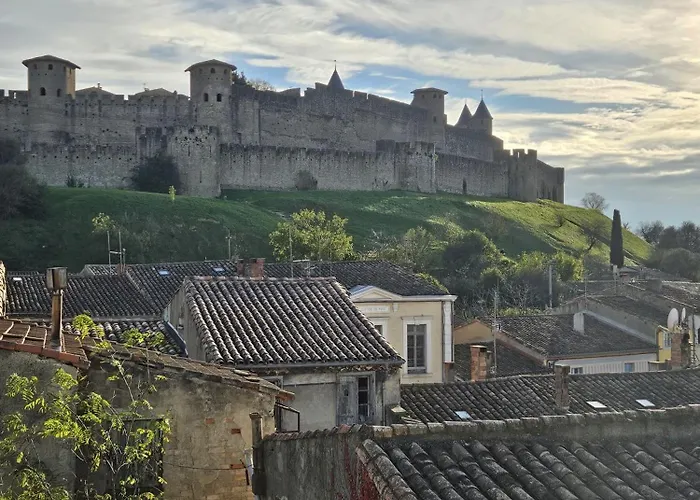 Vue Cité Médiévale Castel View Pensión