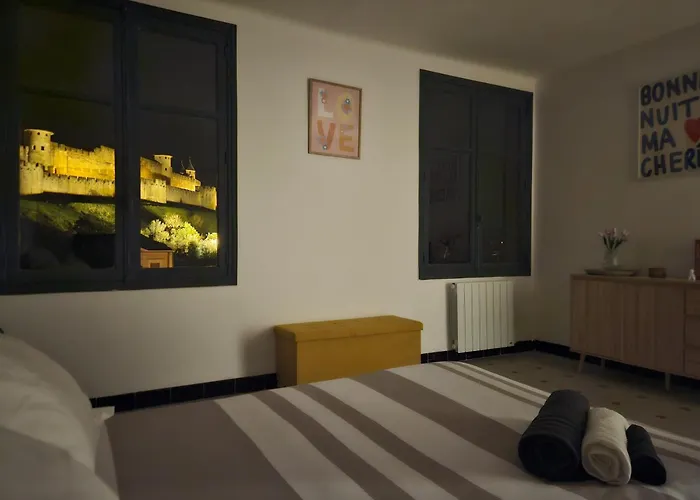 Vue Cite Medievale Castel View Guest house Carcassonne