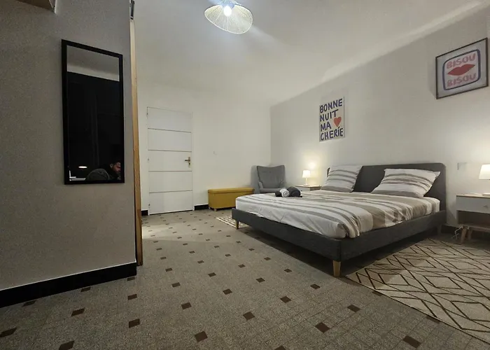 Guest house Vue Cite Medievale Castel View